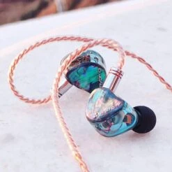 Shozy & AAW Pola39 17 Shozy & AAW Pola39 -Audio Essence 02 b11b4ce6 4ac6 4ad3 b423 d9e94a21ef28