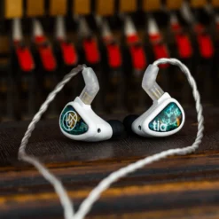 64 Audio Fourté Blanc - Special Edition Flagship IEM - Open Box -Audio Essence 64 Audio Fourte Blanc 17