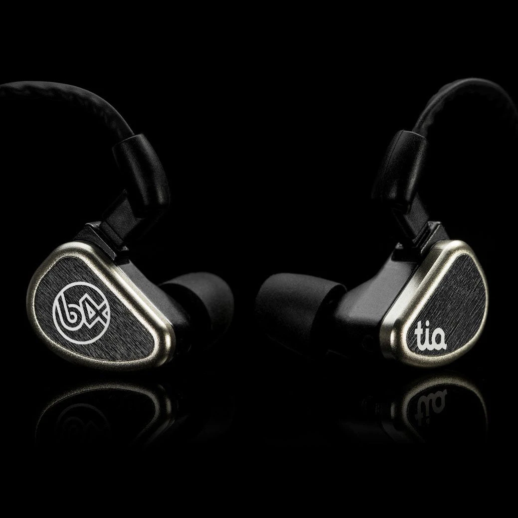 64 Audio Tia Trió - Referenz Hybrid In-Ear Monitor 3 64 Audio Tia Trió - Referenz Hybrid In-Ear Monitor – Bild 3