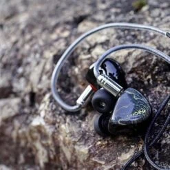 Shozy Form 1.4 -Audio Essence 9