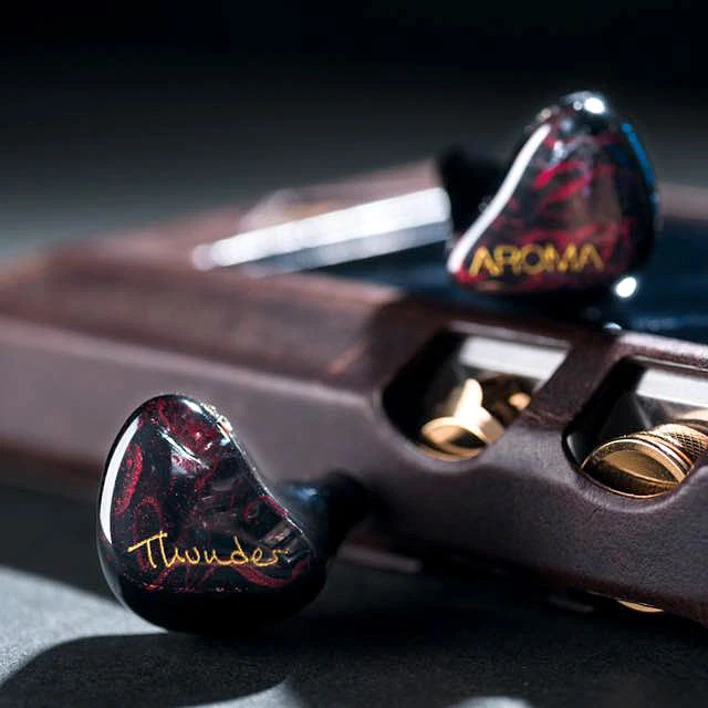 Aroma Audio Thunder - Hybrid Flagship IEM 4 Aroma Audio Thunder - Hybrid Flagship IEM – Bild 4