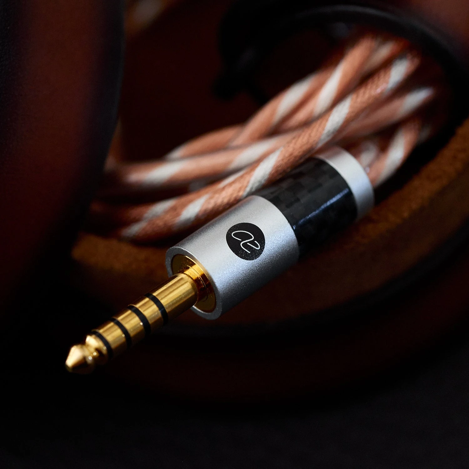Audio Essence "Nova" - Premium IEM Kabel 1 Audio Essence "Nova" - Premium IEM Kabel