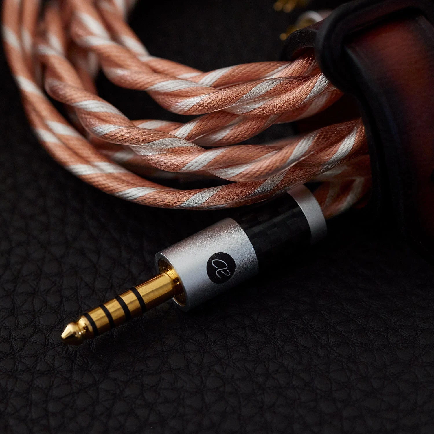 Audio Essence "Nova" - Premium IEM Kabel 15 Audio Essence "Nova" - Premium IEM Kabel – Bild 15