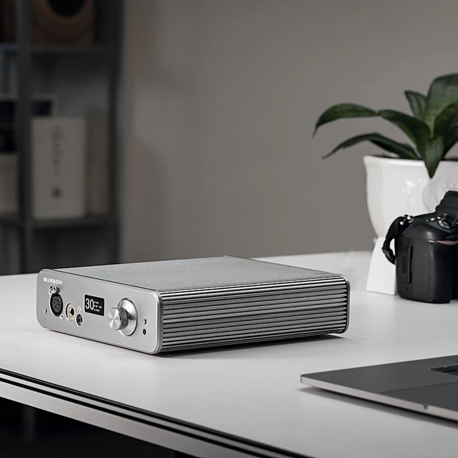 Burson Audio SOLOIST 3X PERFORMANCE 2 Burson Audio SOLOIST 3X PERFORMANCE – Bild 2