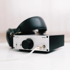 EarMen ST-Amp - Fully Balanced DAC / Headphone Amp / Preamp -Audio Essence EarMen ST Amp 04