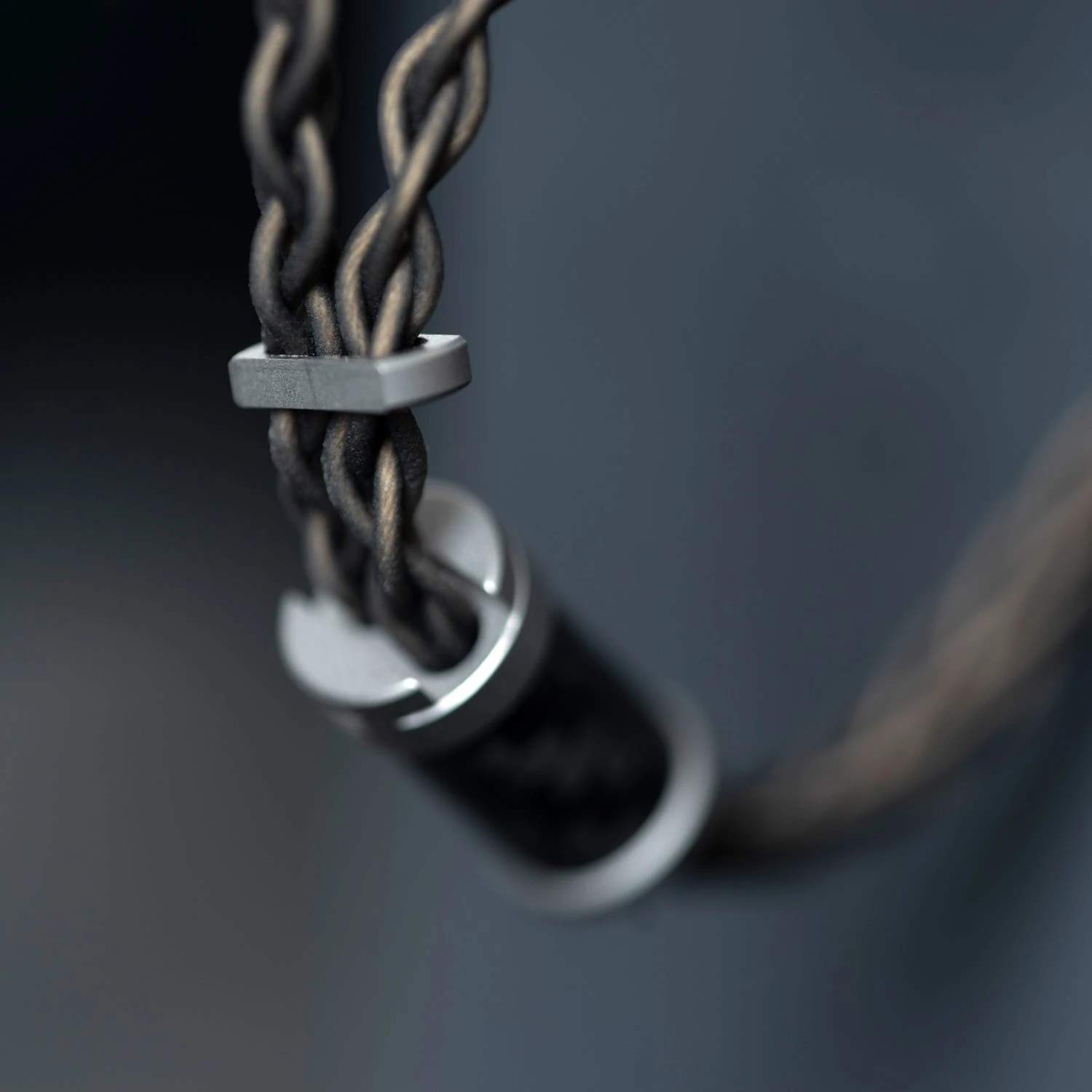 Effect Audio Chiron 2023 - Silber-Gold Flagship 8 Effect Audio Chiron 2023 - Silber-Gold Flagship – Bild 8