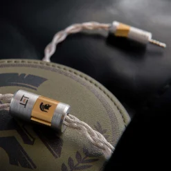 Eletech Iliad- Silber, Palladium & Gold Referenzkabel -Audio Essence Eletech Iliad 07