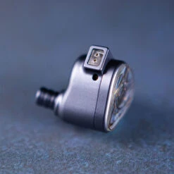 FiR Audio Electron 12 (E12) - Single DD High-End IEM -Audio Essence FiR Audio E12 02