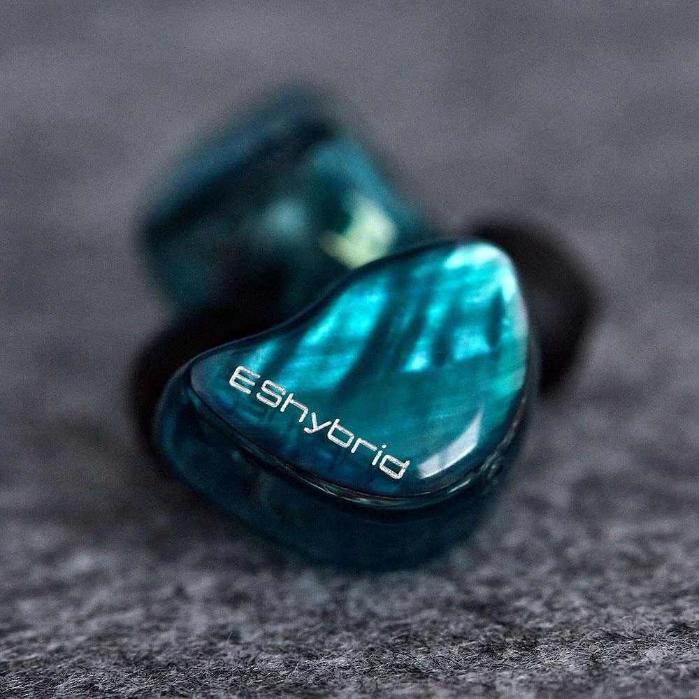 Shozy & AAW Pola39 1 Shozy & AAW Pola39