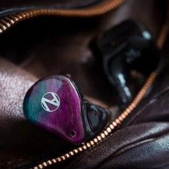 Nostalgia Audio Benbulbin - Hybrid In-Ear Monitor