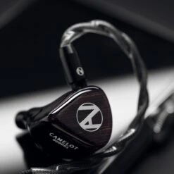 Nostalgia Audio Camelot - Tribrid Referenz In-Ear Monitor -Audio Essence Nostalgia Audio Camelot 04