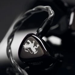Nostalgia Audio Camelot - Tribrid Referenz In-Ear Monitor -Audio Essence Nostalgia Audio Camelot 05