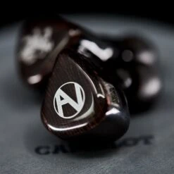 Nostalgia Audio Camelot - Tribrid Referenz In-Ear Monitor -Audio Essence Nostalgia Audio Camelot 08