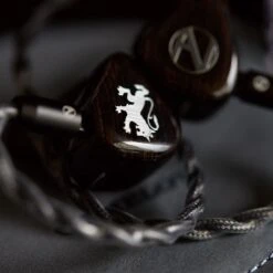 Nostalgia Audio Camelot - Tribrid Referenz In-Ear Monitor -Audio Essence Nostalgia Audio Camelot 14