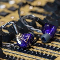 Oriolus Monachaa - 4DD Premium IEM -Audio Essence Oriolus Monachaa 06