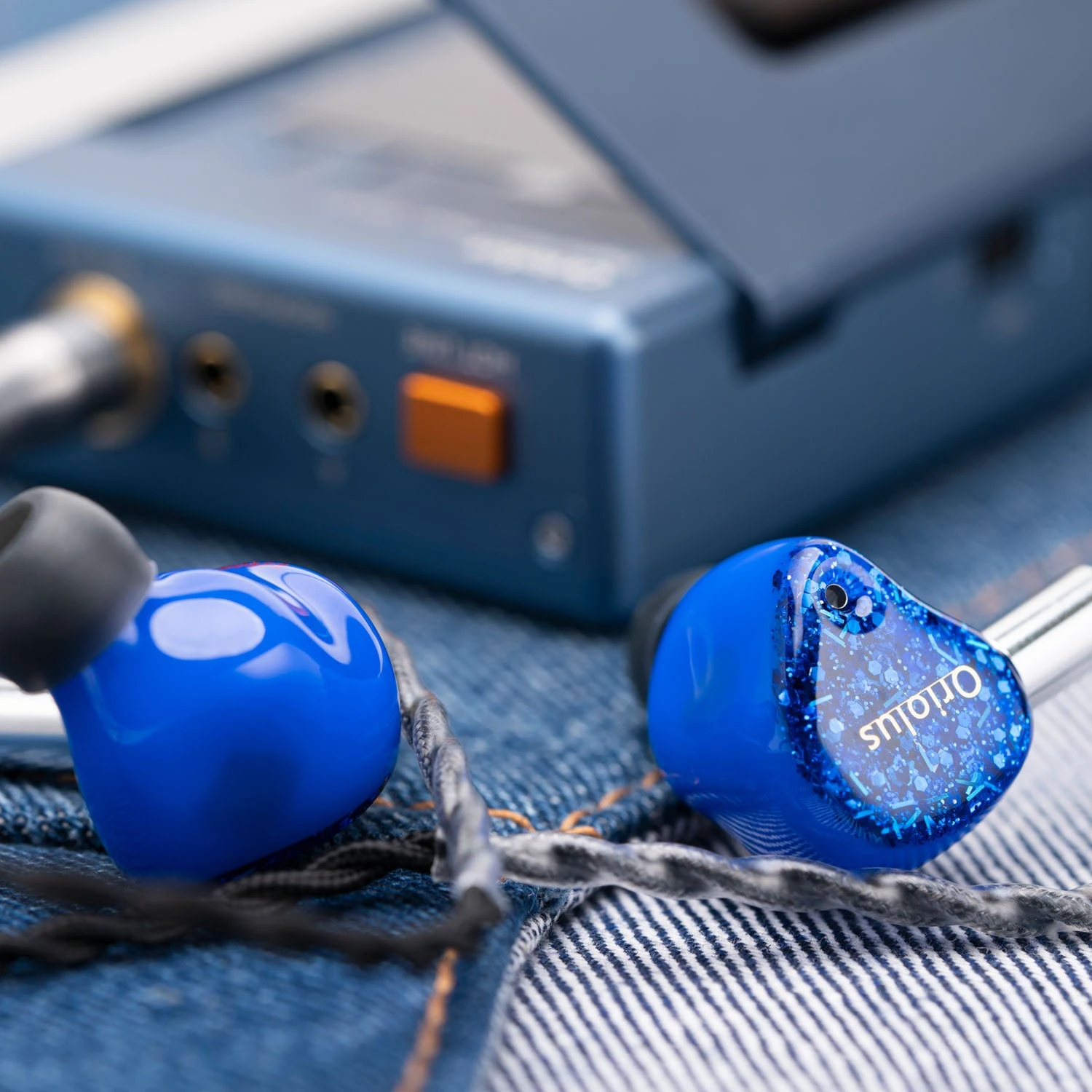 Oriolus Szalayi - World First Planar Magnetic Tribrid IEM 4 Oriolus Szalayi - World First Planar Magnetic Tribrid IEM – Bild 4