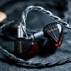 Oriolus Traillii "Black & Red" Special Edition 5 Oriolus Traillii "Black & Red" Special Edition -Audio Essence Oriolus Traillii SE 02