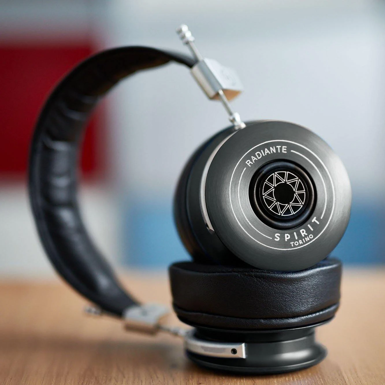 Spirit Torino RADIANTE - Titanio 1 Spirit Torino RADIANTE - Titanio