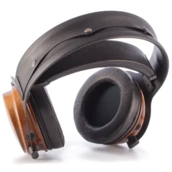 Kennerton Rognir "Teak" - Geschlossener Planar Magnetic Kopfhörer -Audio Essence Rognir teak 2