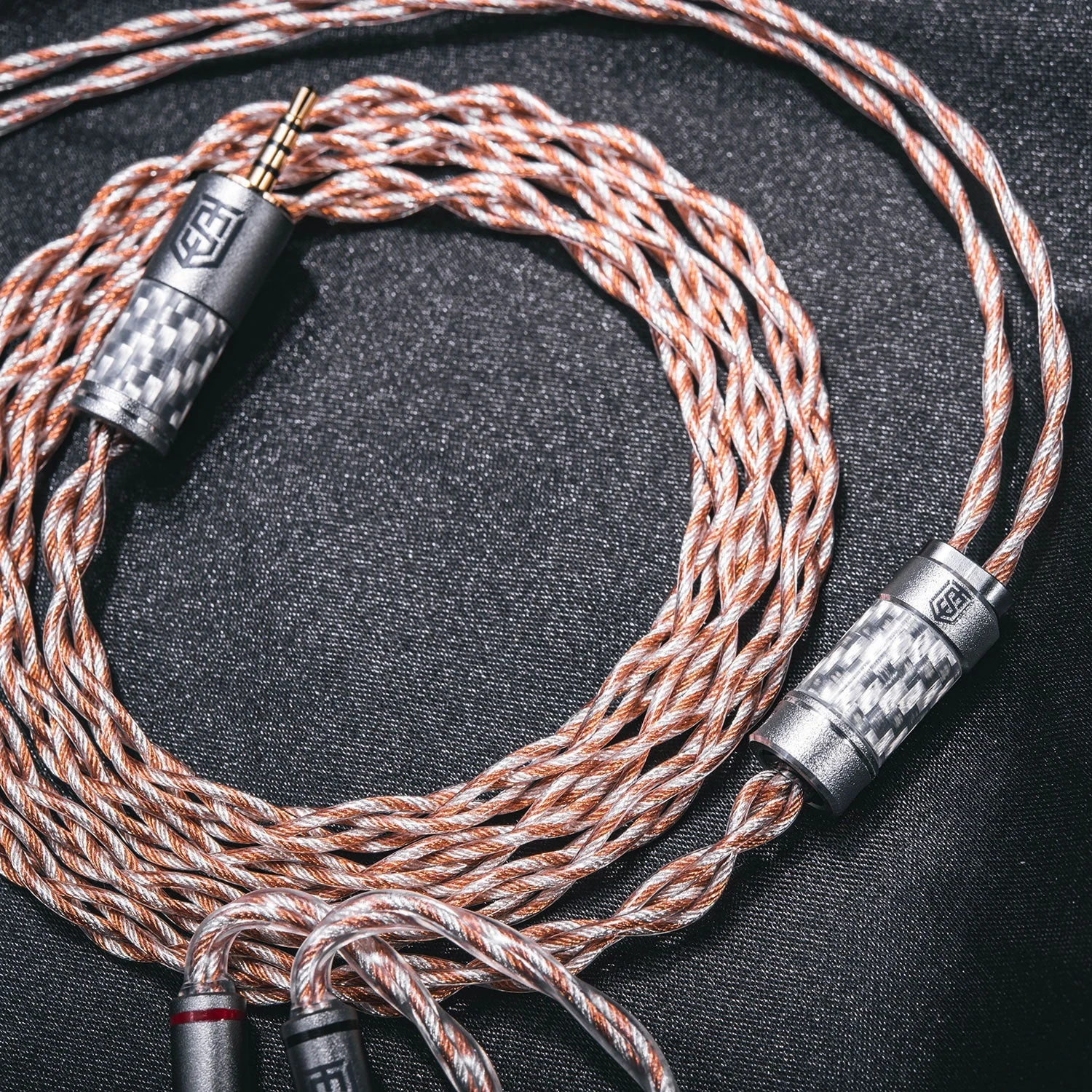 Satin Audio CHIMERA III - Hybridkabel 8x / 2-PIN / 2.5mm 2 Satin Audio CHIMERA III - Hybridkabel 8x / 2-PIN / 2.5mm – Bild 2