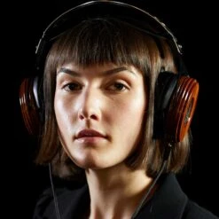 Spirit Torino MISTRAL - Referenz-Kopfhörer Mit Bluetooth Und Kabel -Audio Essence Spirit Torino Mistral 02