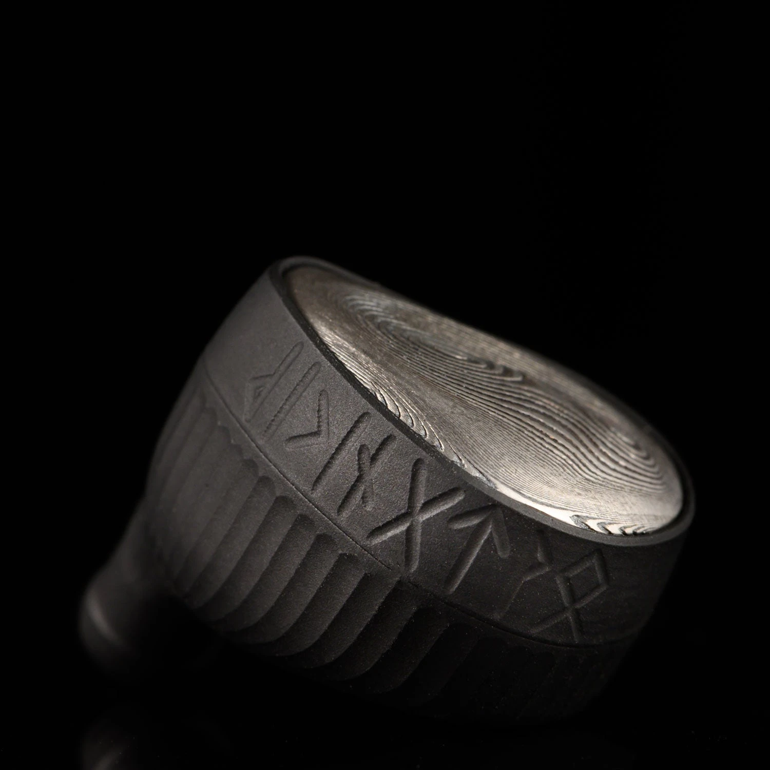 Noble Audio Viking Ragnar - Tribrid Flagship IEM 15 Noble Audio Viking Ragnar - Tribrid Flagship IEM – Bild 15