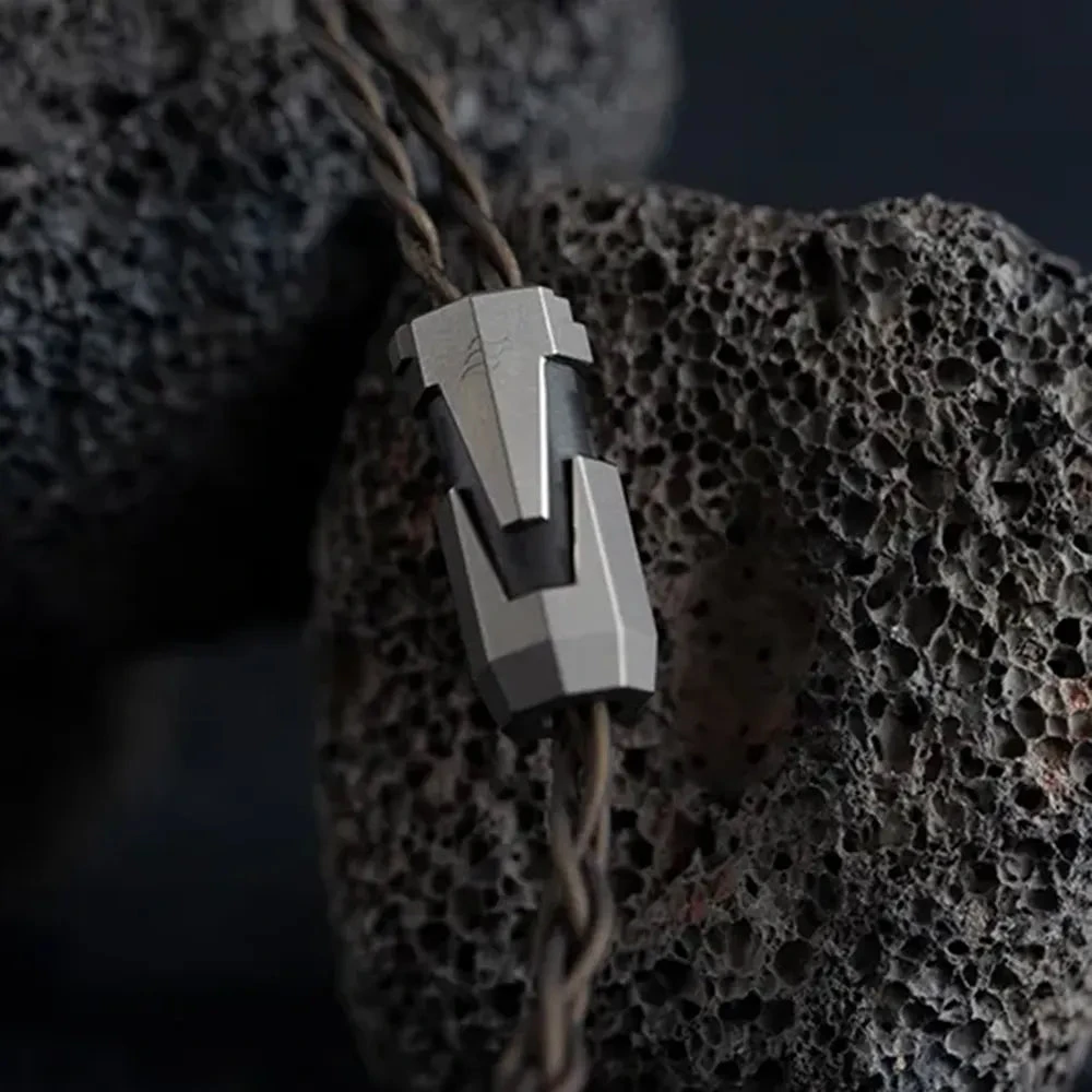 Effect Audio Chiron 4W 2023 - Silber-Gold Flagship 2 Effect Audio Chiron 4W 2023 - Silber-Gold Flagship – Bild 2